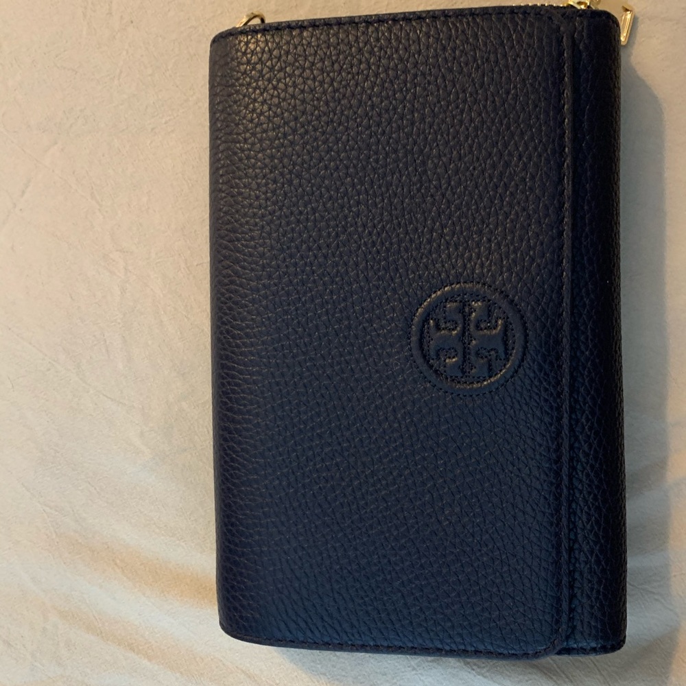 Tory Burch Flat Wallet-Crossbody (NO STRAPS)